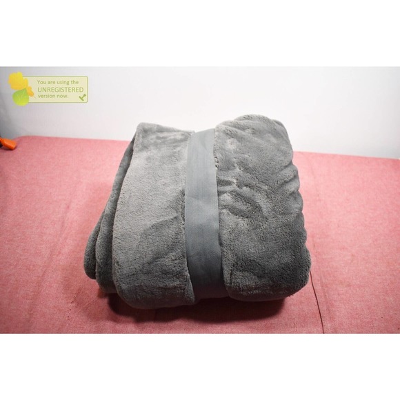 Threshold Bedding Threshold Oversized Primalush Throw Blanket Gray